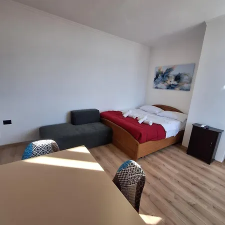Bliri Zogu I Zi Apartmán